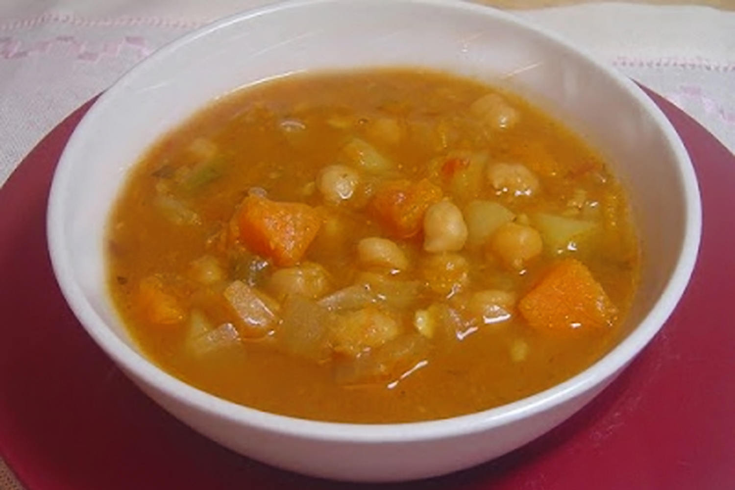 Sopa Cigana Apimentada com Legumes